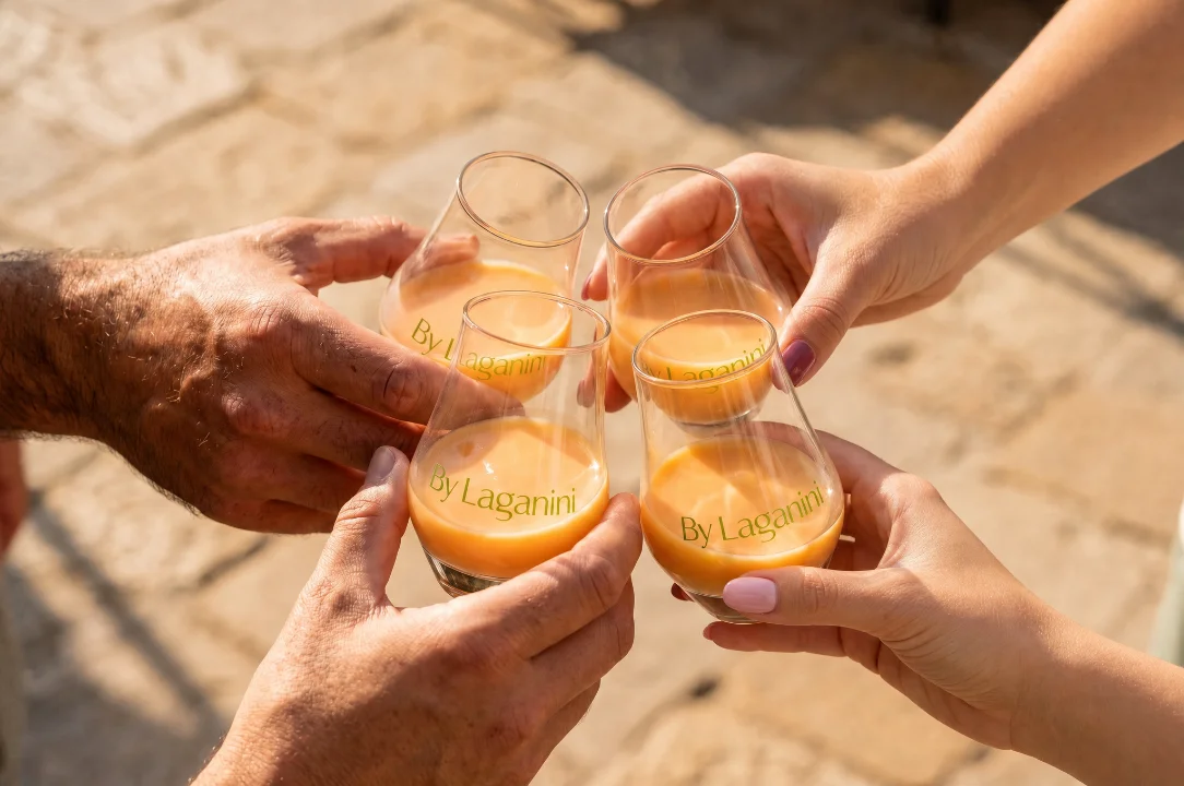 Glas met ijs, condensatie